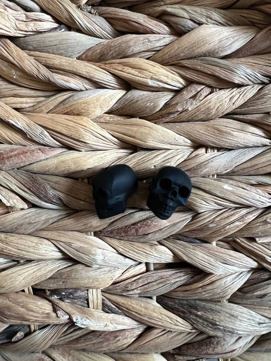 Black skull